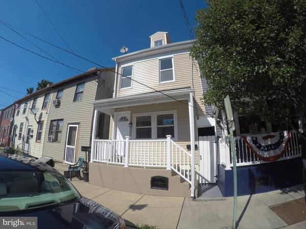 139 S 5TH ST, Columbia, PA 17512