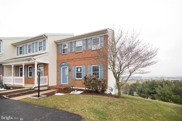 500 PEPPERMILL LN, York, PA 17404