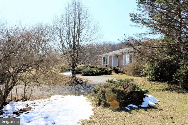 Hedgesville, WV 25427,81 FERRELS RIDGE RD