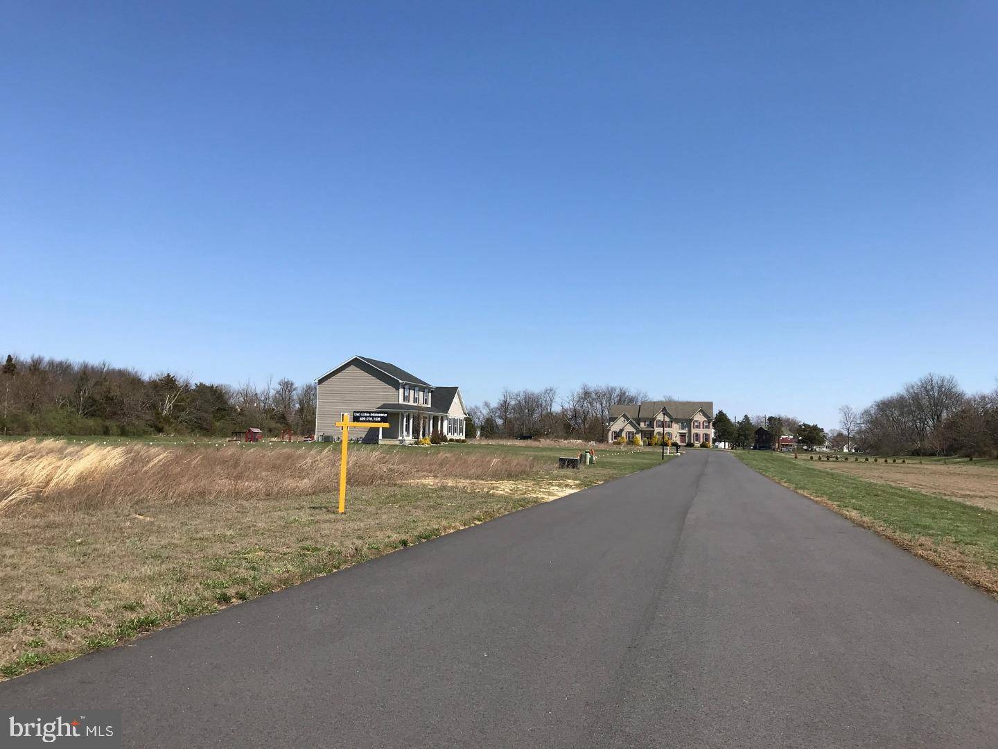 Bridgeton, NJ 08302,18 THOROUGHBRED CT