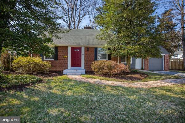 1118 EDMONSTON DR, Rockville, MD 20851