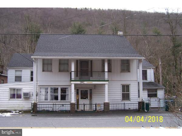 27 TUSCARORA PARK RD, Tamaqua, PA 18252