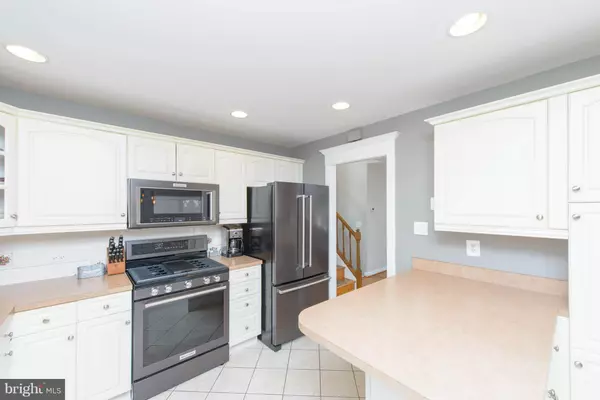 Ellicott City, MD 21043,4926 LITTLE CT