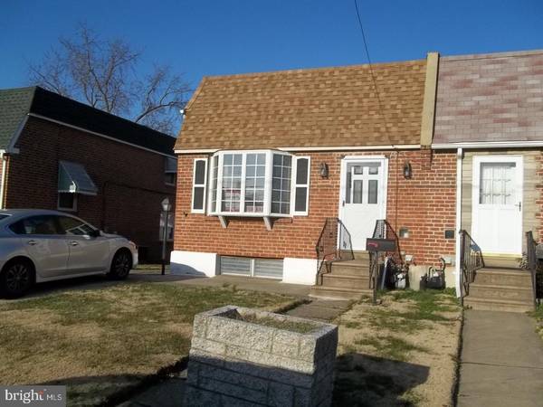 1569 MARKET ST, Linwood, PA 19061