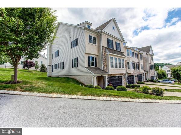 406 RAVENSCLIFF DR, Media, PA 19063