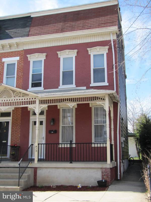 815 WALNUT ST, Columbia, PA 17512