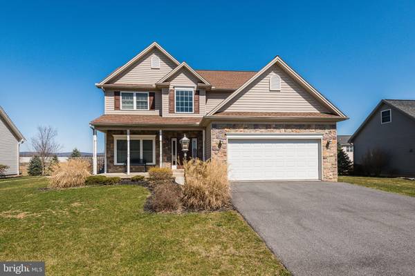 1121 SHANNON LN, Carlisle, PA 17013