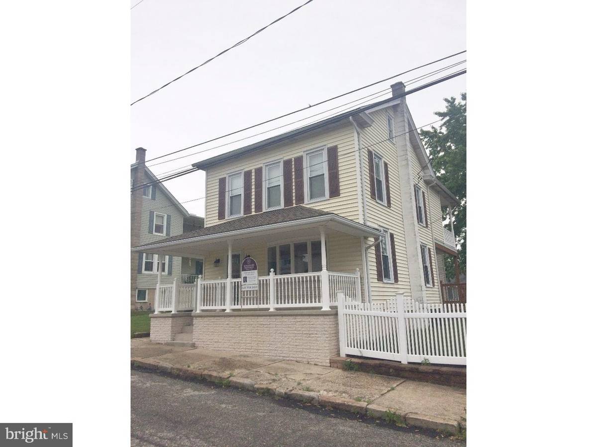 Williamstown, PA 17098,205 EAST ST