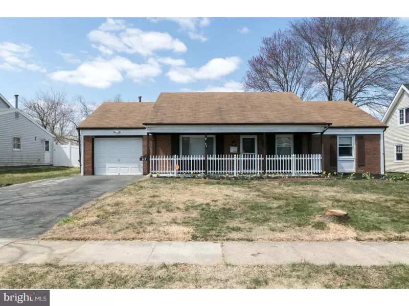 57 GAYLORD CIR, Willingboro, NJ 08046