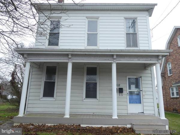 118 N MAIN ST, Jacobus, PA 17407