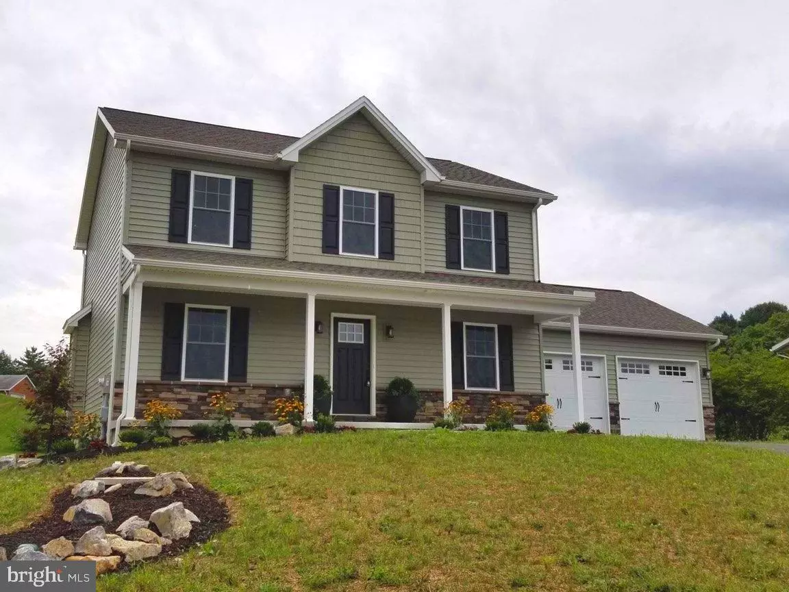 Carlisle, PA 17013,220 SHATTO DR