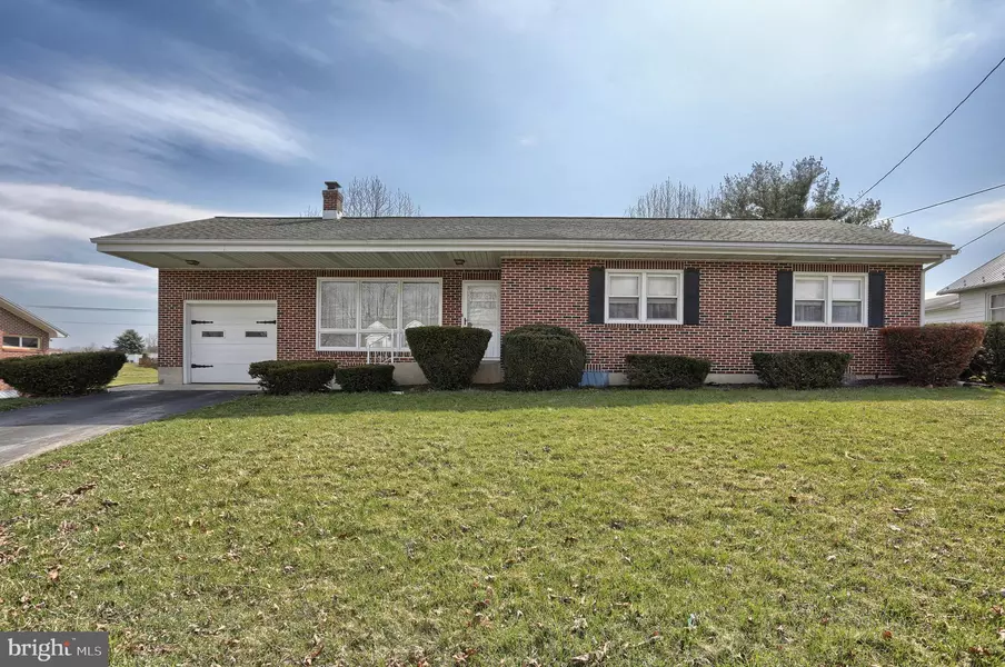 1528 SANDHILL RD, Lebanon, PA 17046