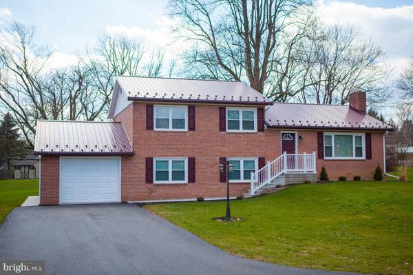 13435 CHERRY TREE CIR, Hagerstown, MD 21742