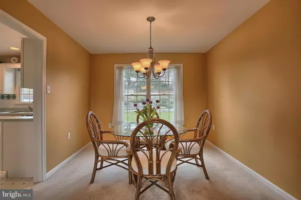 Mechanicsburg, PA 17055,19 WINEBERRY DR