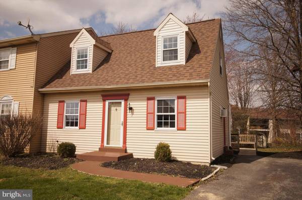 427 DAISY LN, Lancaster, PA 17602