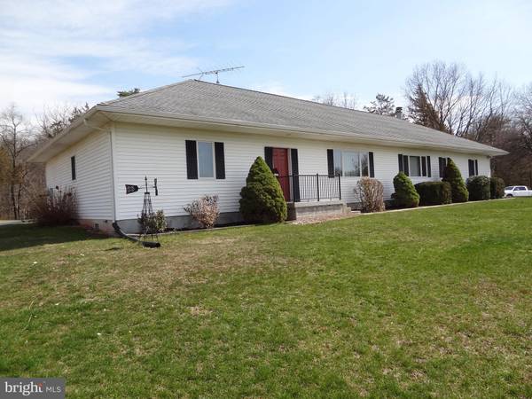 3850 CONEWAGO RD, Dover, PA 17315