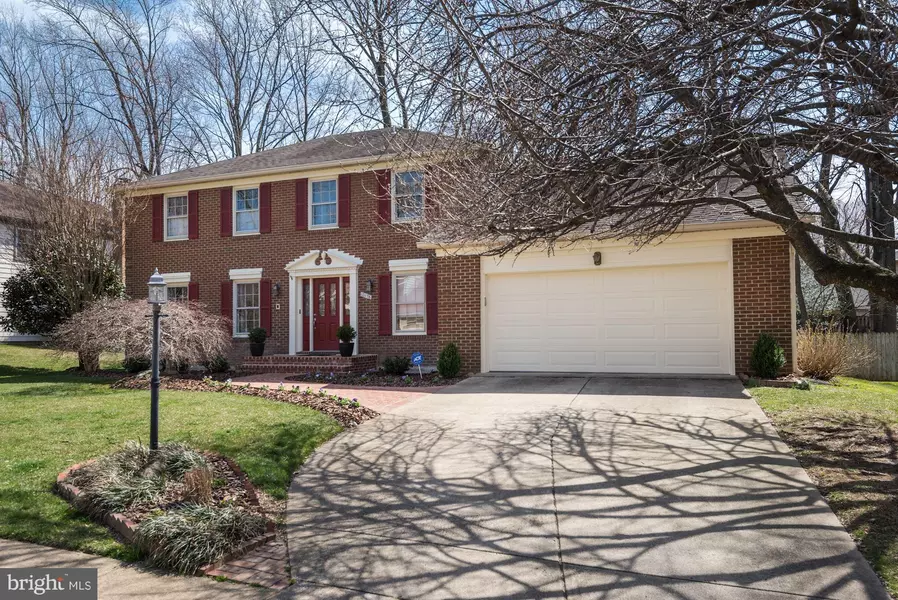 10176 RED SPRUCE RD, Fairfax, VA 22032