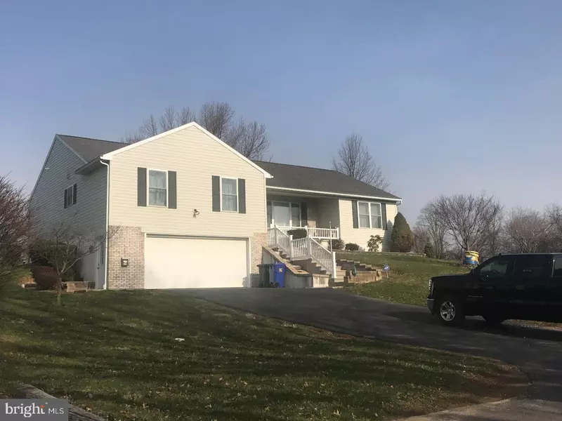 118 N PINE ST, Wernersville, PA 19565