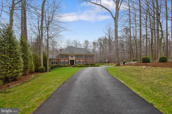 7059 BALMORAL FOREST RD, Clifton, VA 20124