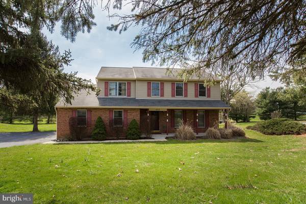 482 LONG LN, Lancaster, PA 17603