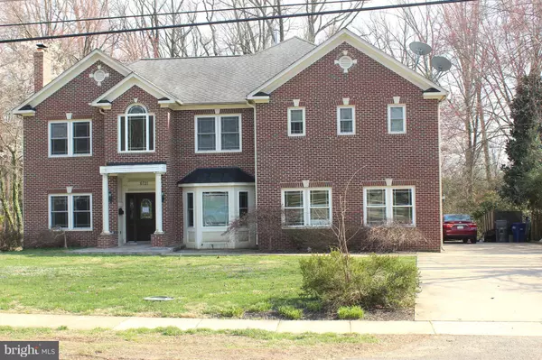 6721 KENNEDY LN, Falls Church, VA 22042