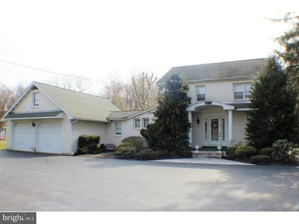 7222 MOSSERVILLE RD, New Tripoli, PA 18066