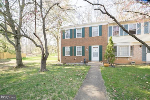 8350 MOLINE PL, Springfield, VA 22153