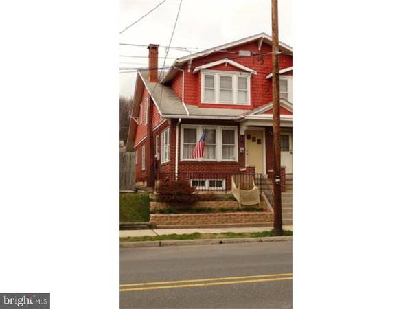 955 DELAWARE AVE, Fountain Hill, PA 18015