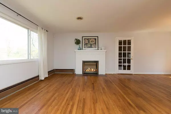 Cheverly, MD 20785,2501 LAKE AVE