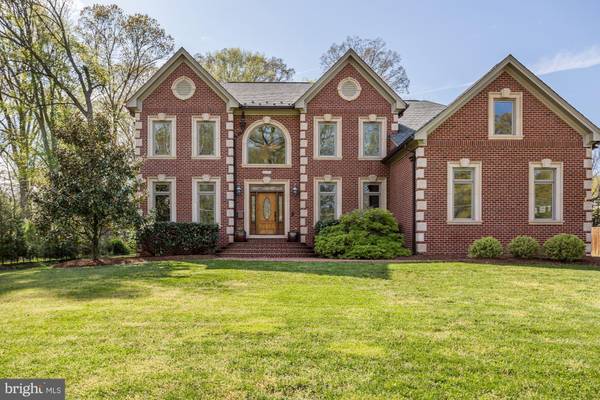 9404 FOREST HAVEN DR, Alexandria, VA 22309