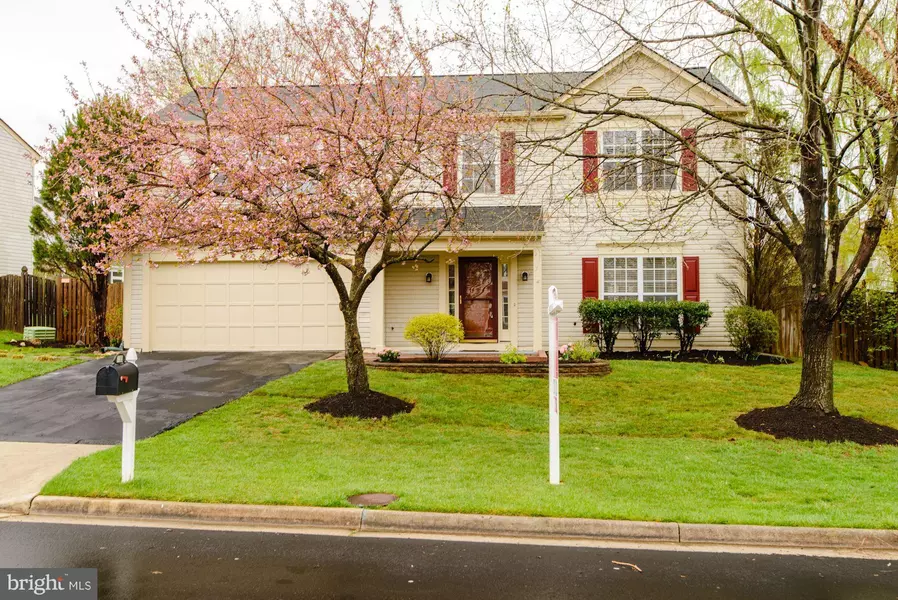 7105 GREEN SPRING LN, Alexandria, VA 22306