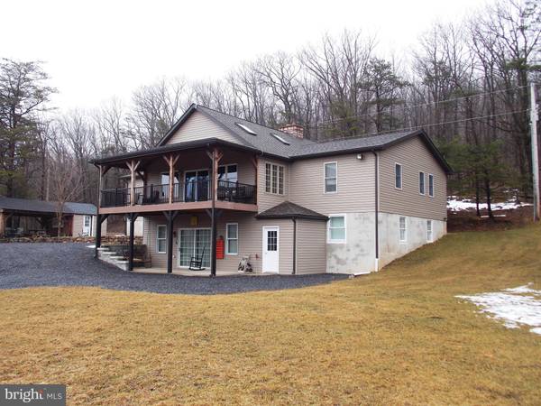 1167 WALLS RD, East Waterford, PA 17021