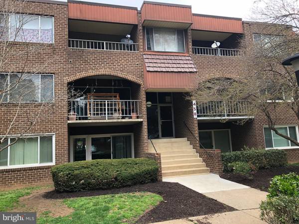 458 GIRARD ST #393, Gaithersburg, MD 20877