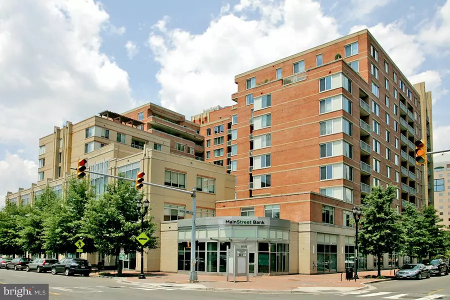 1020 HIGHLAND ST N #311, Arlington, VA 22201