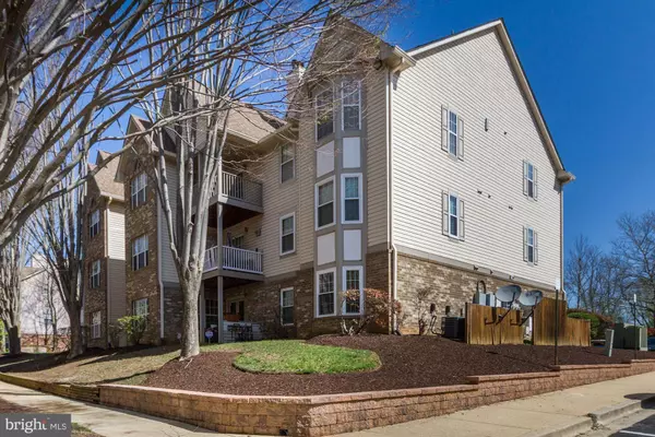 Upper Marlboro, MD 20774,9815 LAKE POINTE CT #301