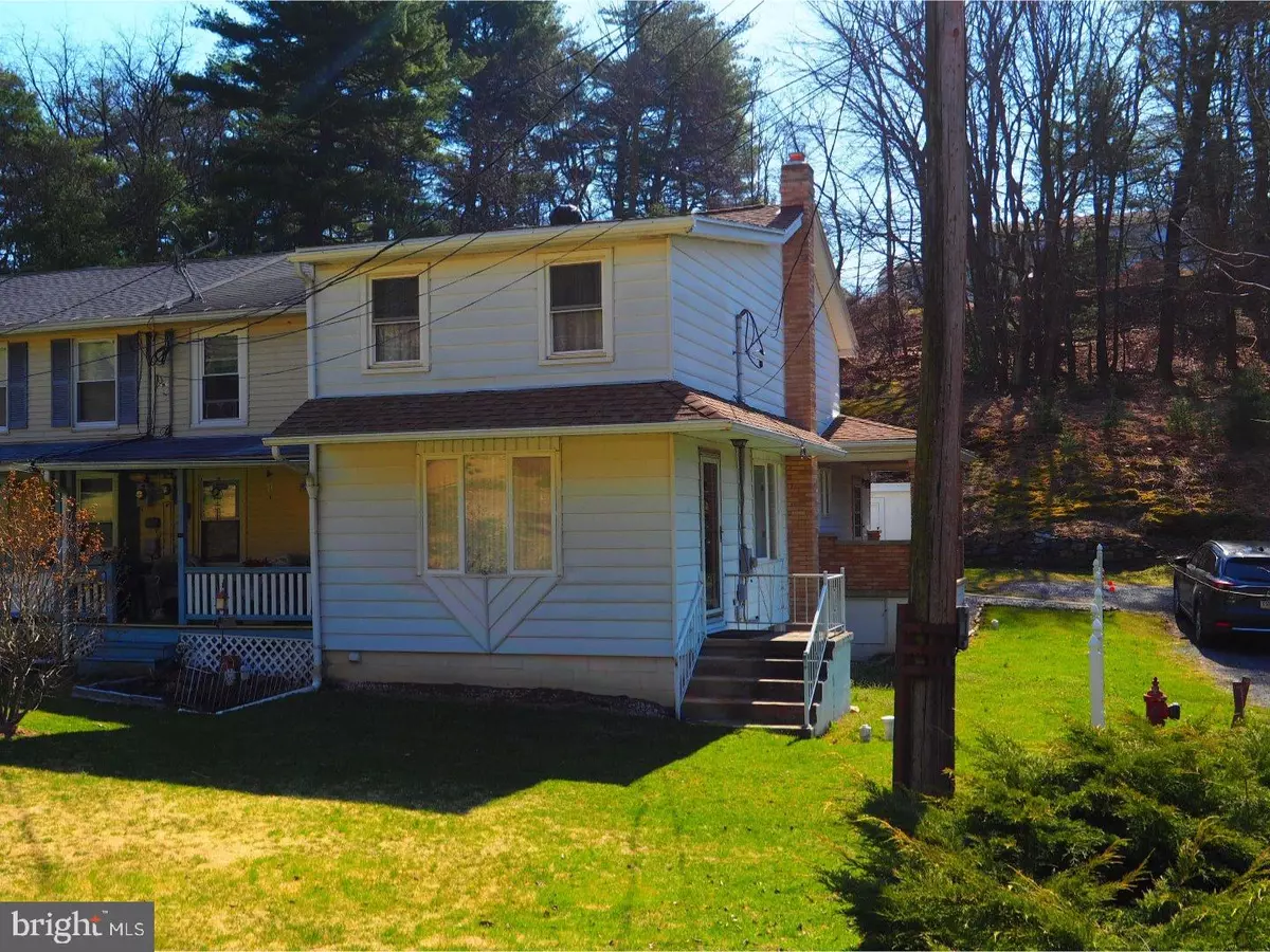 Mary D, PA 17952,54 HOLLOW DR