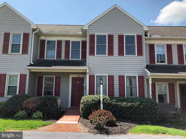 228 SAND CT, Ephrata, PA 17522