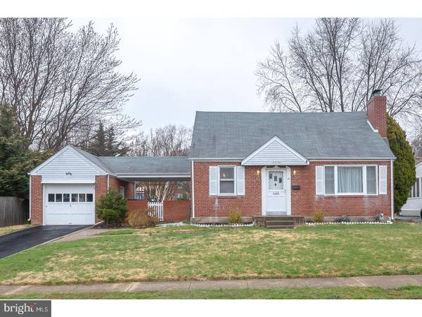 44 S MALIN RD, Broomall, PA 19008