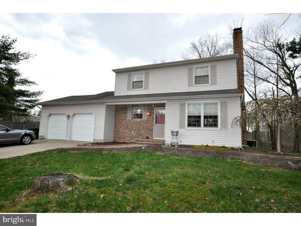 16 LINCOLN LN, Evesham, NJ 08053