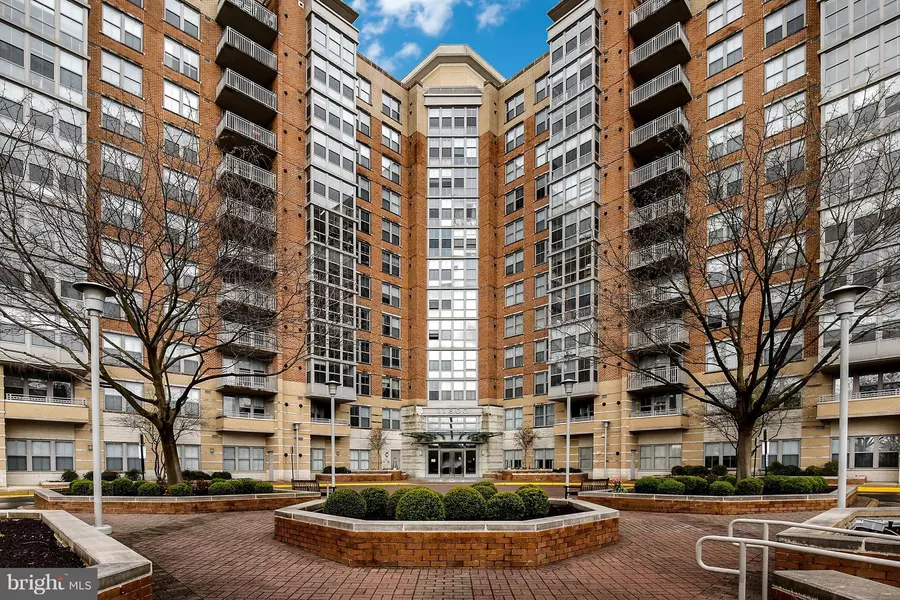 11800 SUNSET HILLS RD #317, Reston, VA 20190