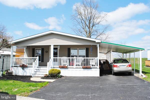 34 RIDGEWOOD MNR, Manheim, PA 17545