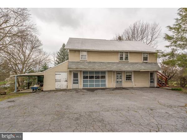 4139 DIVISION HWY, East Earl, PA 17519