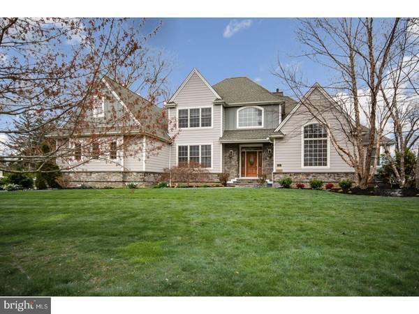 2 W GOLF VIEW RD, Ardmore, PA 19003