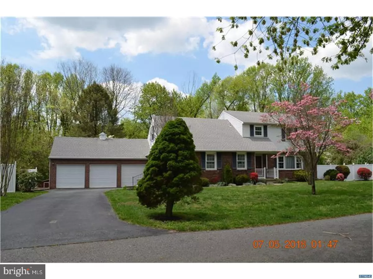 Hockessin, DE 19707,545 HOLLY KNOLL RD