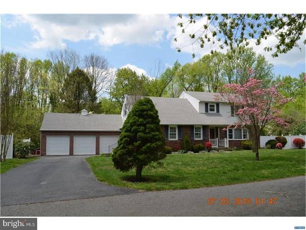 545 HOLLY KNOLL RD, Hockessin, DE 19707