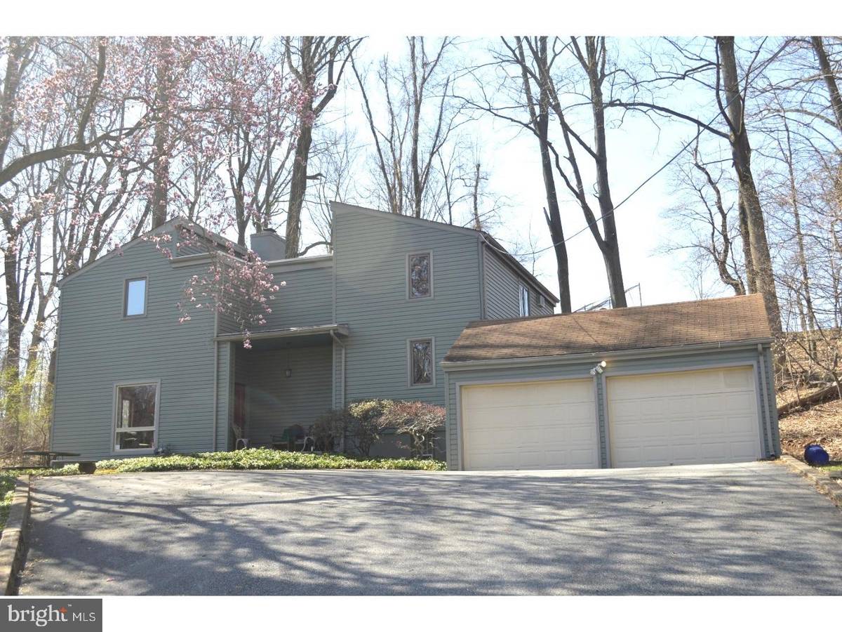 Broomall, PA 19008,718 WINCHESTER RD