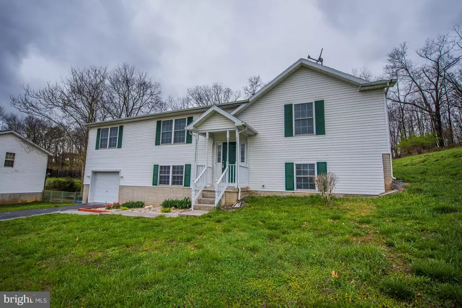 93 BURDETTE DR, Martinsburg, WV 25404