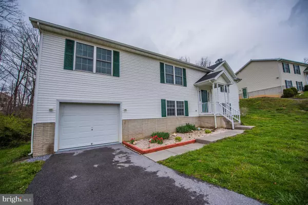 Martinsburg, WV 25404,93 BURDETTE DR