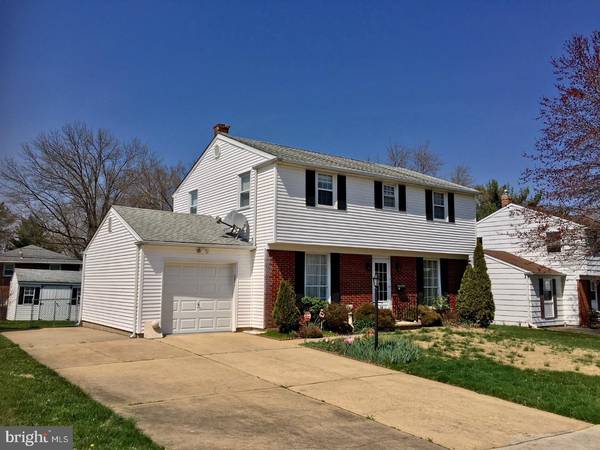 14 NEWBROOK RD, Newark, DE 19711