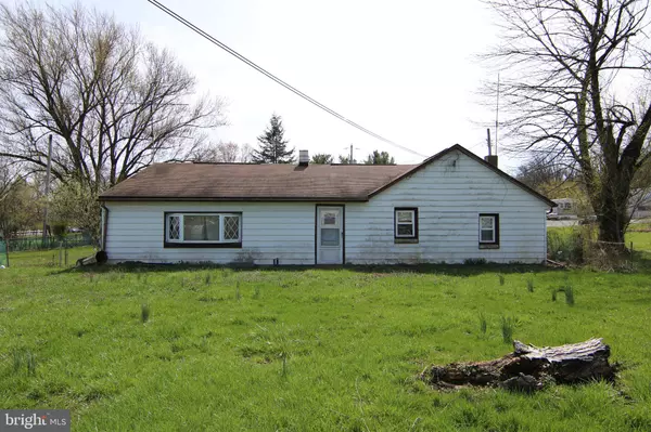 3758 HARRISBURG PIKE, Middletown, PA 17057